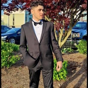 Meet your Posher, Pedro